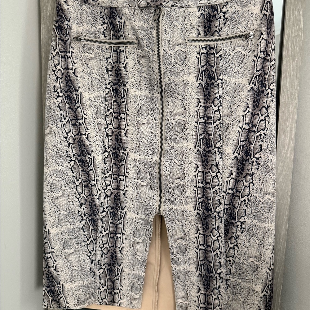 Fate Snakeskin Pattern Skirt